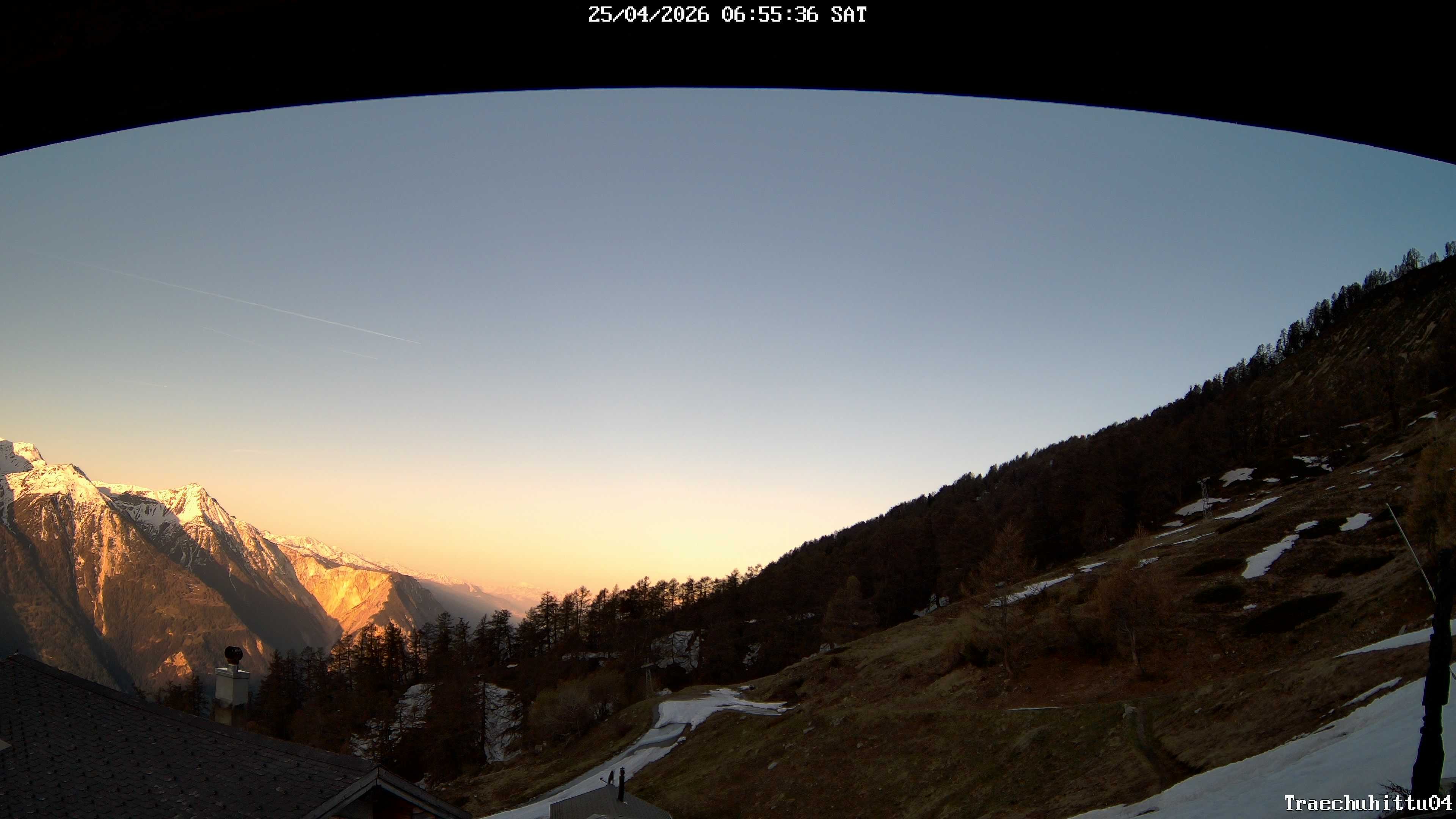 Archived image Webcam Restaurant Trächuhittu in Jeizine