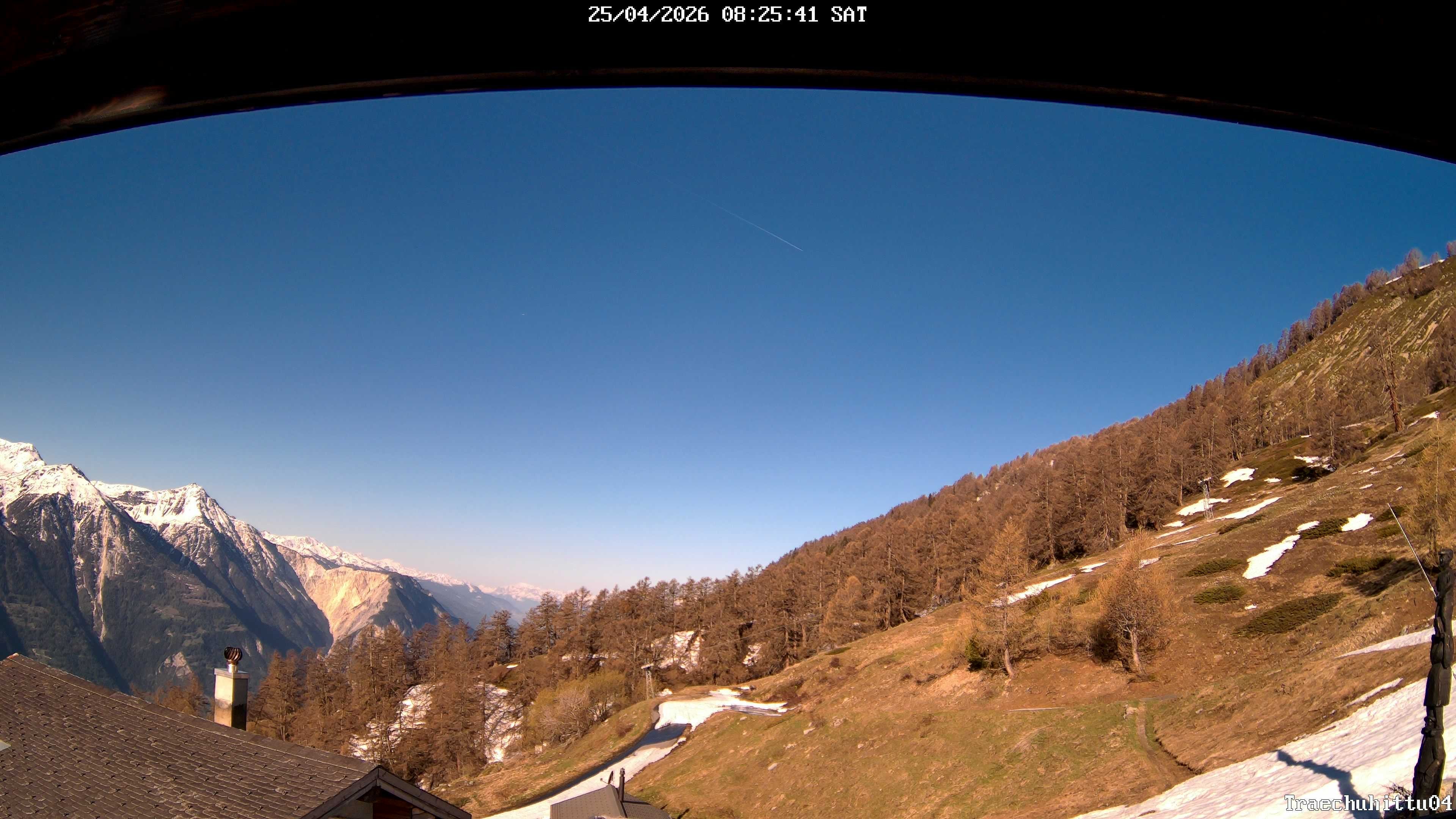 Archived image Webcam Restaurant Trächuhittu in Jeizine