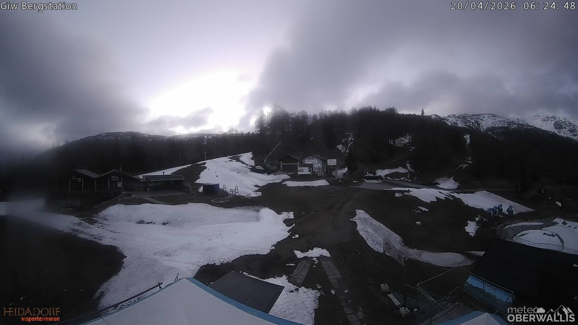 Archived image Webcam Mountain Restaurant Giw