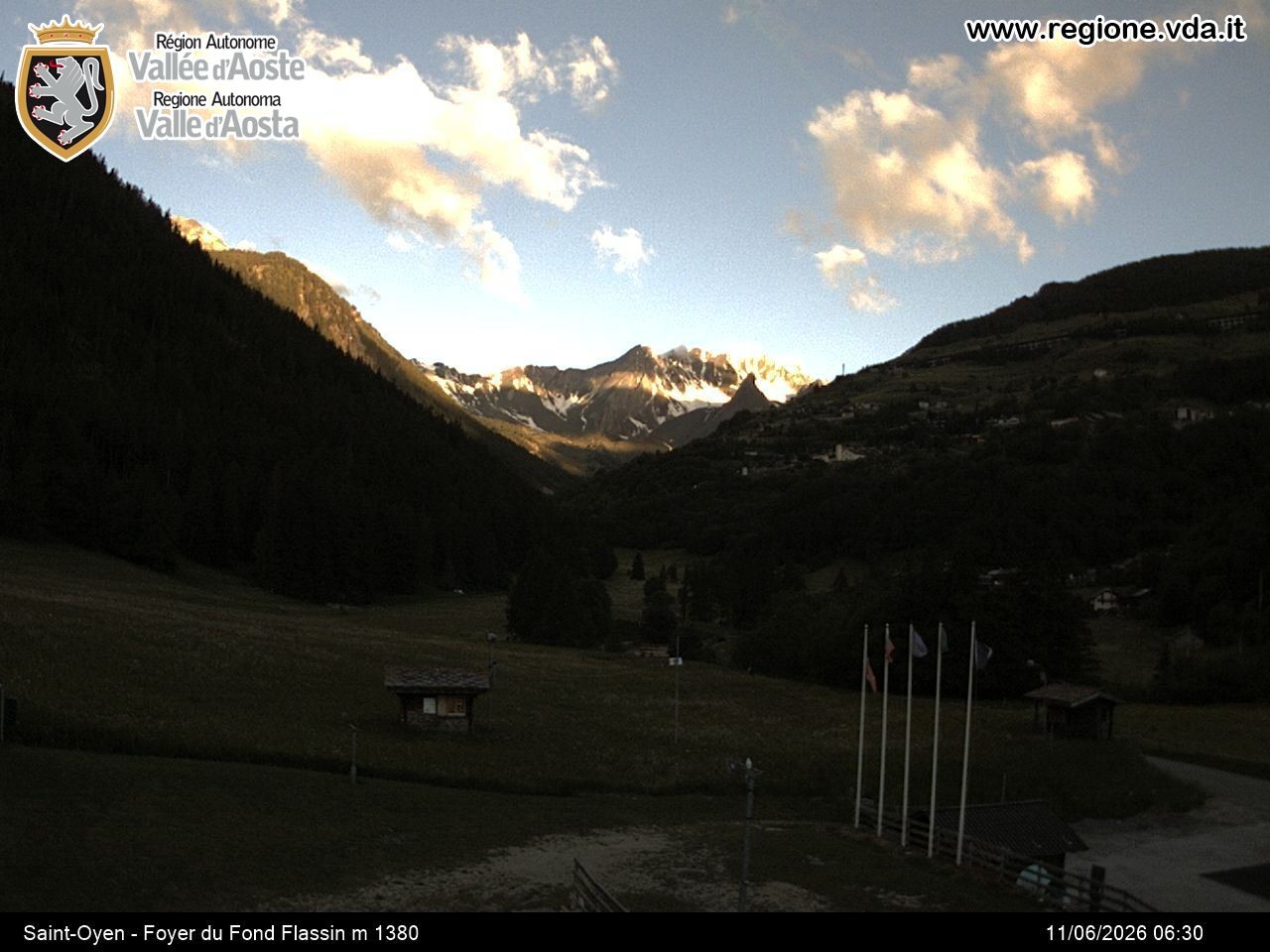 Archived image Webcam Ski run Flassin