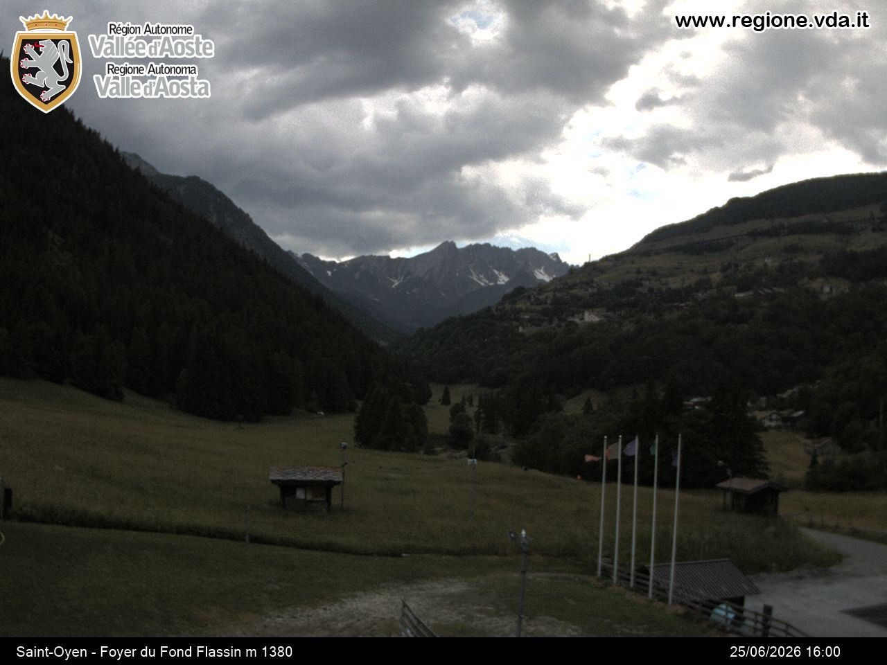 Archived image Webcam Ski run Flassin