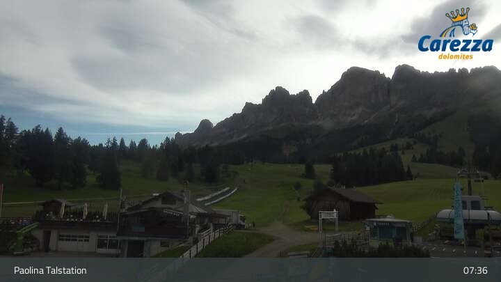 Archived image Webcam Carezza - Valley