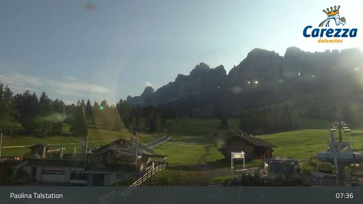 Archiv Foto Webcam Carezza - Tal