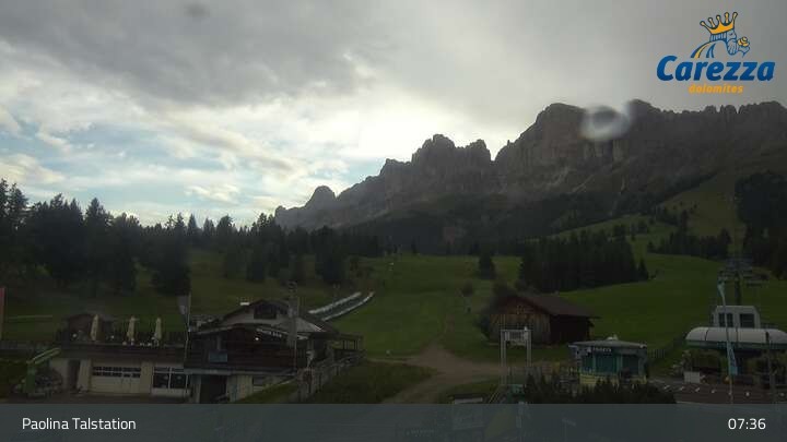 Archiv Foto Webcam Carezza - Tal