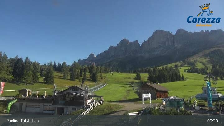 Archived image Webcam Carezza - Valley