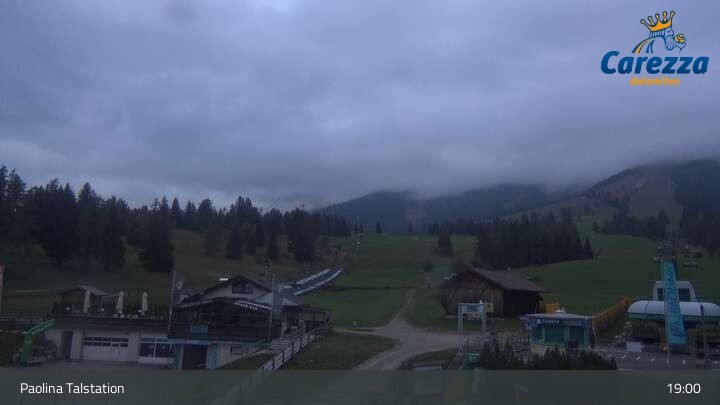 Archived image Webcam Carezza - Valley