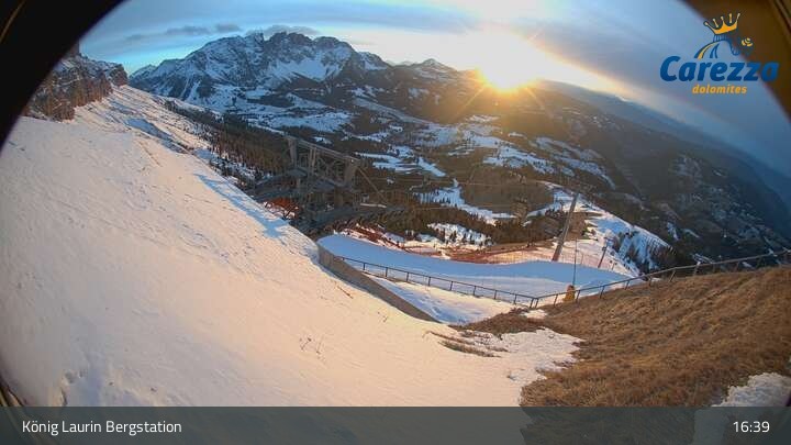 Archiv Foto Webcam Kölner Hütte - Carezza