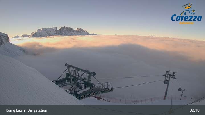 Archived image Webcam Mountain hut "Kölner Hütte" - Carezza