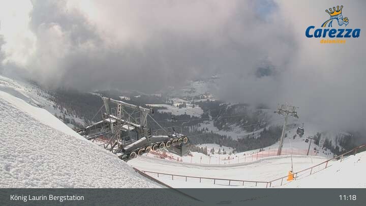 Archived image Webcam Mountain hut "Kölner Hütte" - Carezza