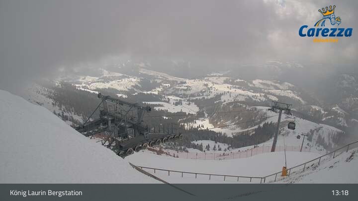 Archived image Webcam Mountain hut "Kölner Hütte" - Carezza