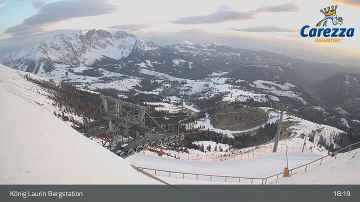 Archived image Webcam Mountain hut "Kölner Hütte" - Carezza