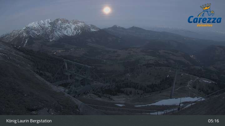 Archiv Foto Webcam Kölner Hütte - Carezza