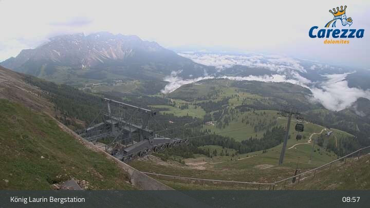 Archived image Webcam Mountain hut "Kölner Hütte" - Carezza
