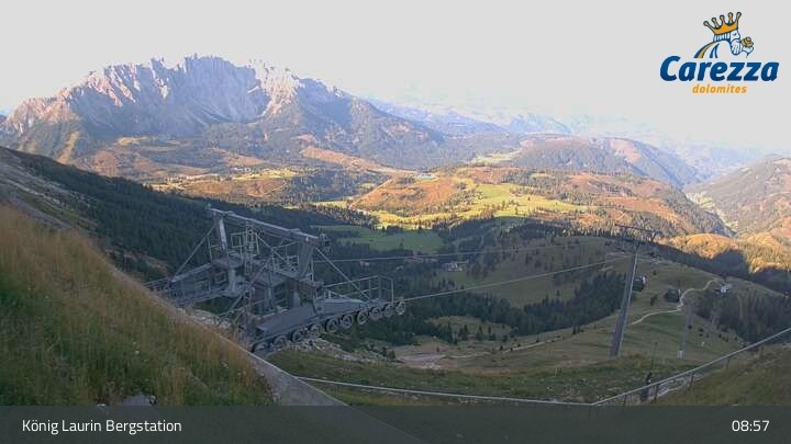 Archived image Webcam Mountain hut "Kölner Hütte" - Carezza
