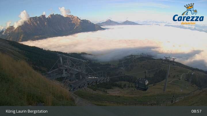 Archived image Webcam Mountain hut "Kölner Hütte" - Carezza