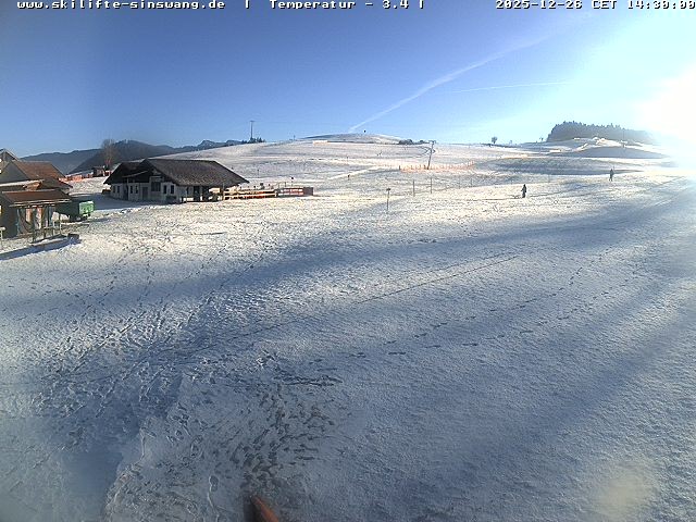 Archiv Foto Webcam Skilifte Sinswang - Blick auf die Skipiste