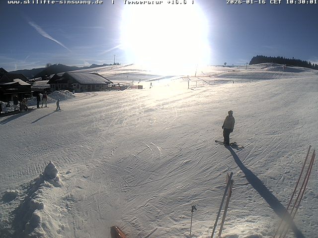 Archiv Foto Webcam Skilifte Sinswang - Blick auf die Skipiste