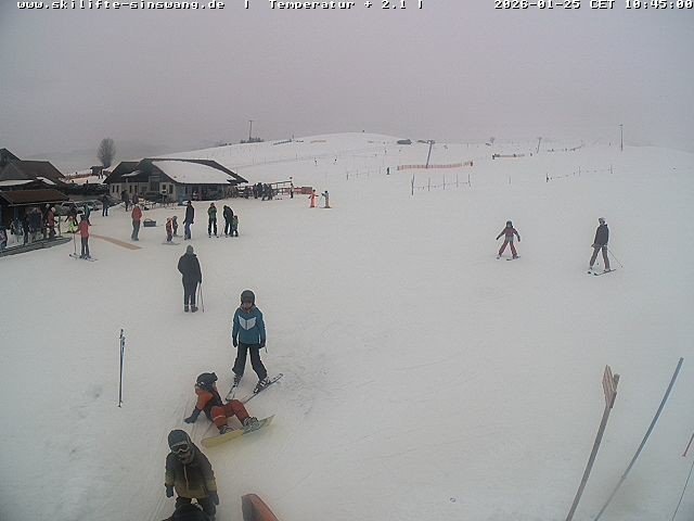 Archiv Foto Webcam Skilifte Sinswang - Blick auf die Skipiste