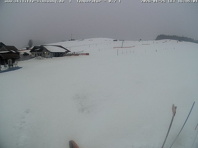 Archiv Foto Webcam Skilifte Sinswang - Blick auf die Skipiste