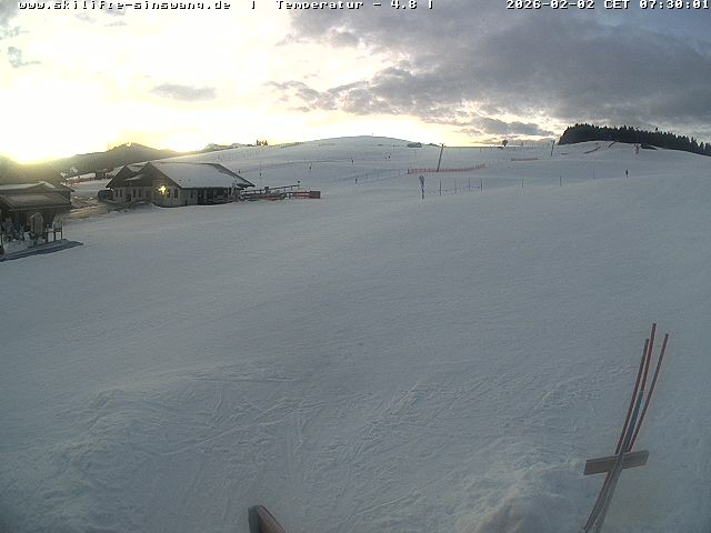 Archiv Foto Webcam Skilifte Sinswang - Blick auf die Skipiste