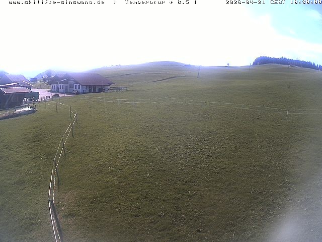 Archiv Foto Webcam Skilifte Sinswang - Blick auf die Skipiste