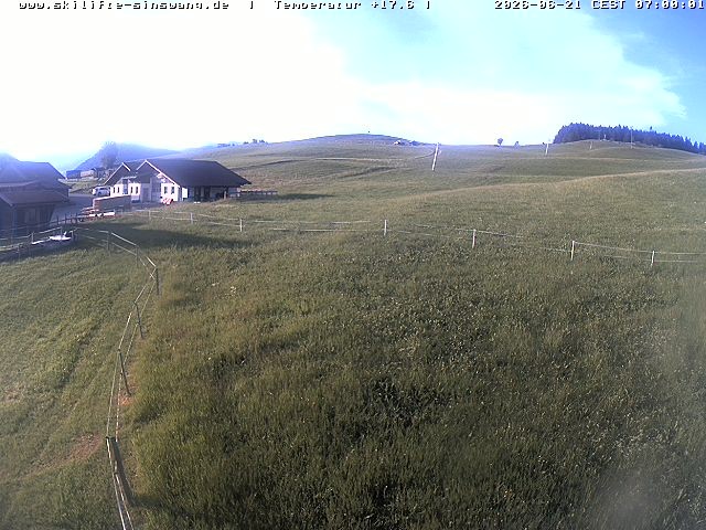 Archiv Foto Webcam Skilifte Sinswang - Blick auf die Skipiste