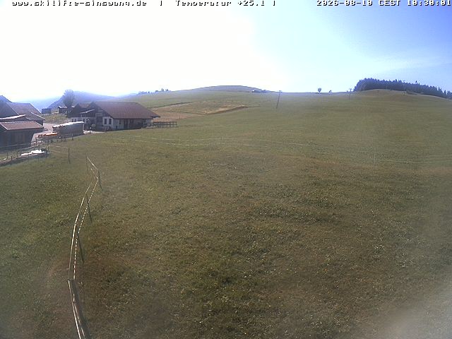 Archiv Foto Webcam Skilifte Sinswang - Blick auf die Skipiste