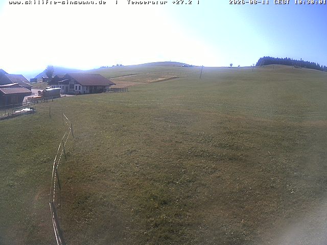 Archiv Foto Webcam Skilifte Sinswang - Blick auf die Skipiste