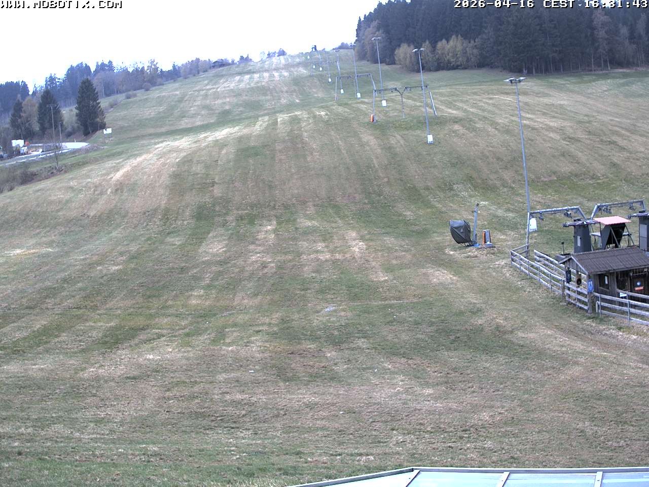 Archived image Webcam Lift Grün near St. Englmar
