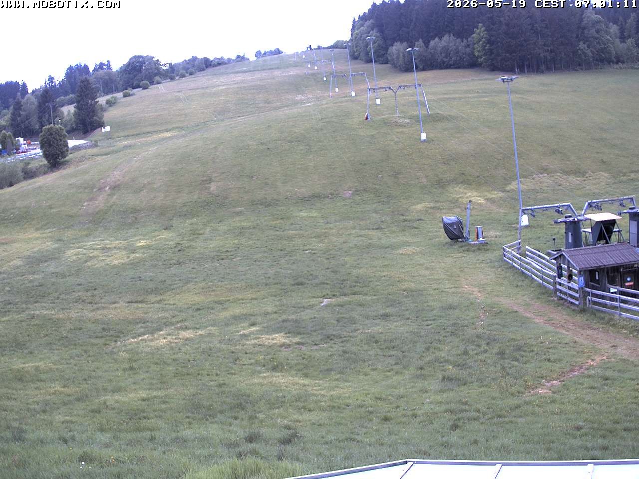 Archiv Foto Webcam Lifthang in Grün bei St. Englmar