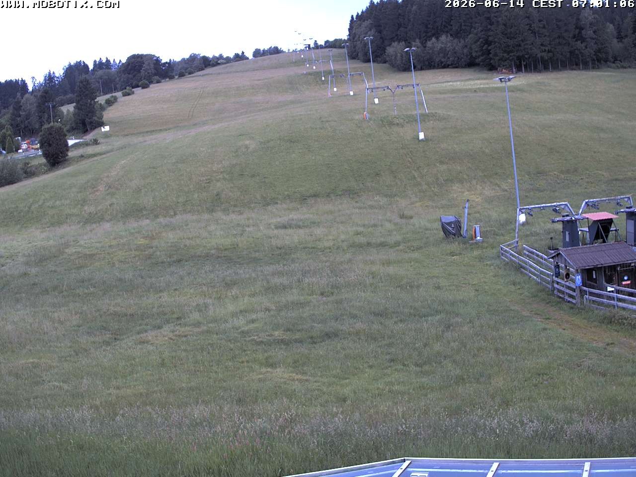 Archiv Foto Webcam Lifthang in Grün bei St. Englmar