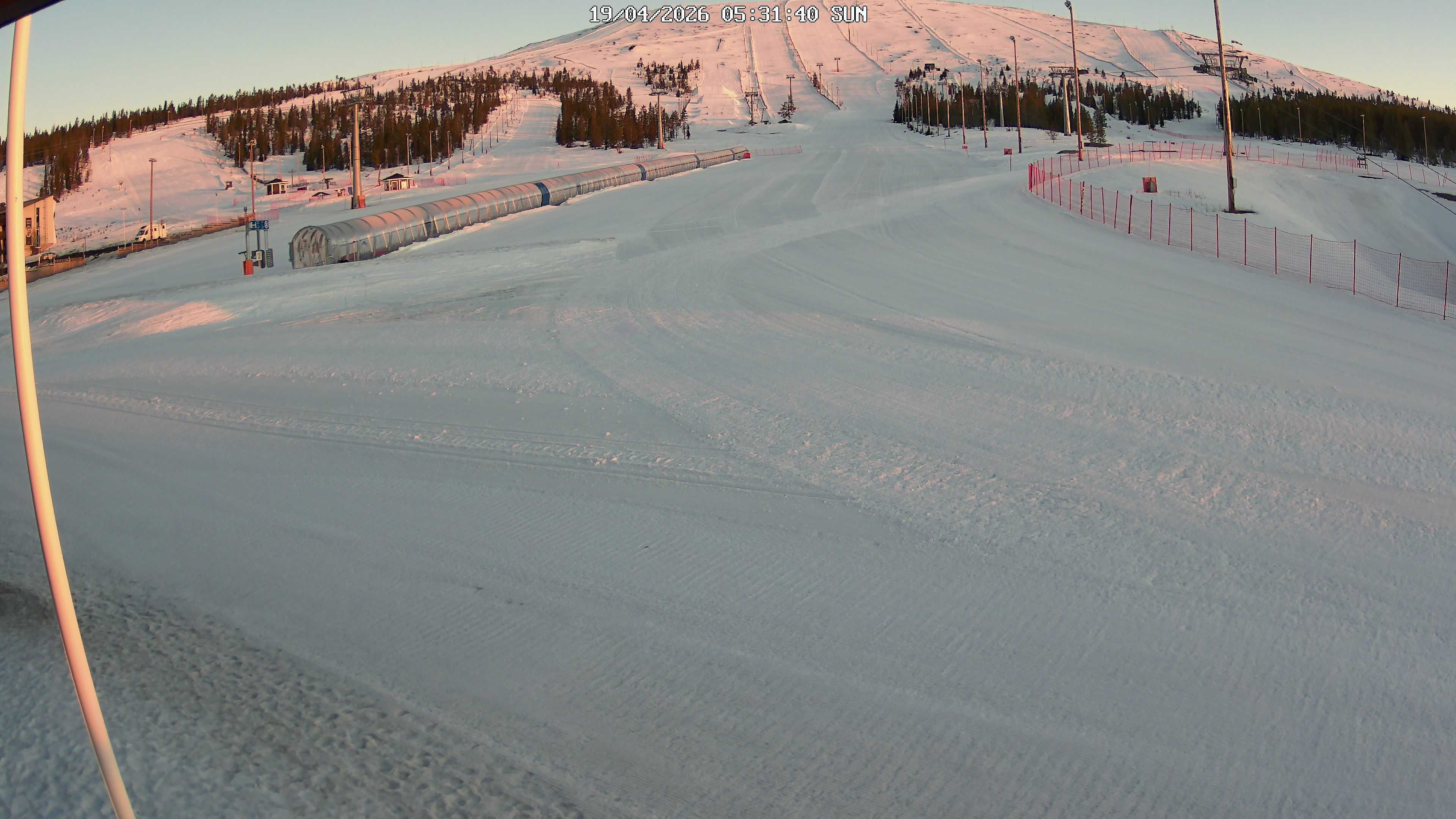 Archived image Webcam Ylläs Slope Cam Rinne