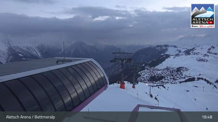 Archiv Foto Webcam Bettmeralp - Bergstation Wurzenbord