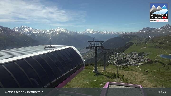 Archived image Webcam Bettmeralp: Bergstation Wurzenbord