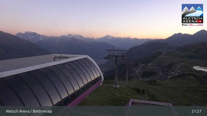 Archived image Webcam Bettmeralp: Bergstation Wurzenbord
