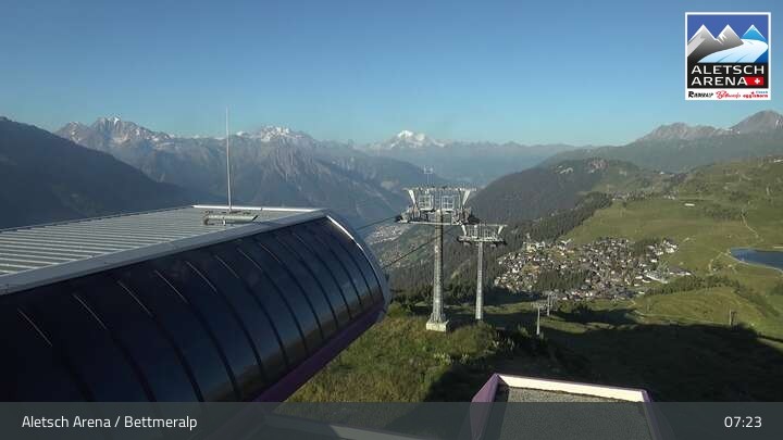 Archiv Foto Webcam Bettmeralp - Bergstation Wurzenbord