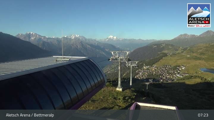 Archiv Foto Webcam Bettmeralp - Bergstation Wurzenbord