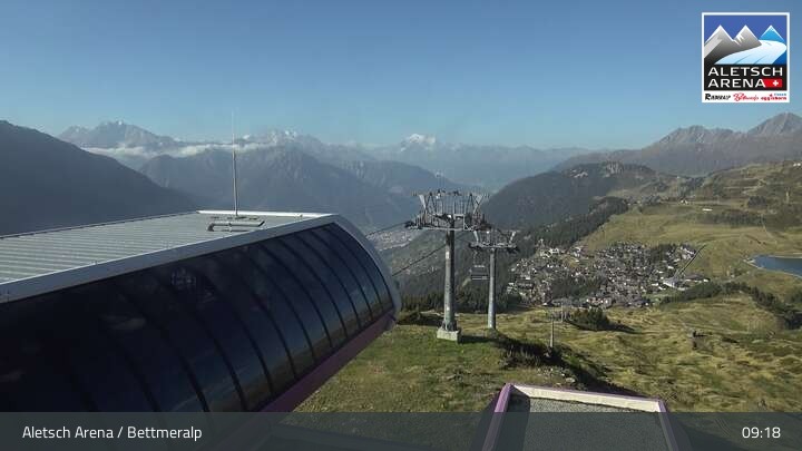 Archived image Webcam Bettmeralp: Bergstation Wurzenbord