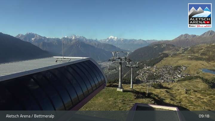 Archived image Webcam Bettmeralp: Bergstation Wurzenbord