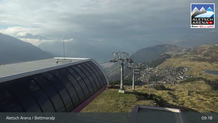 Archived image Webcam Bettmeralp: Bergstation Wurzenbord