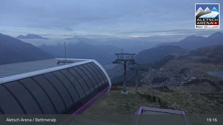 Archiv Foto Webcam Bettmeralp - Bergstation Wurzenbord