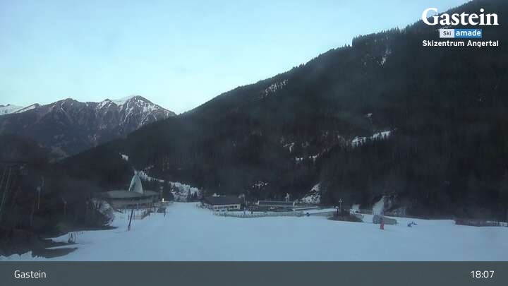 Archived image Webcam Gasteinertal - Ski Centre Angertal