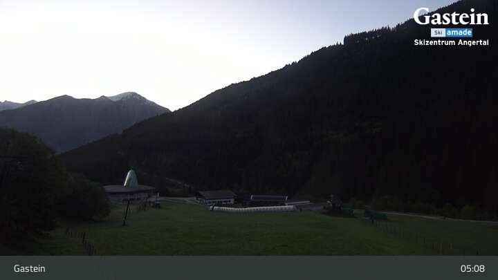 Archived image Webcam Gasteinertal - Ski Centre Angertal