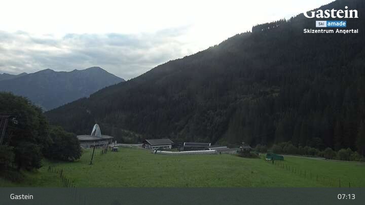 Archived image Webcam Gasteinertal - Ski Centre Angertal