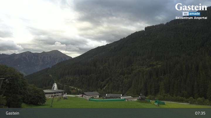 Archived image Webcam Gasteinertal - Ski Centre Angertal
