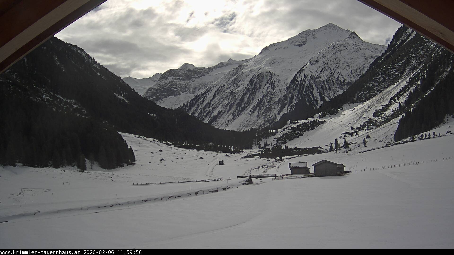 Archiv Foto Webcam Krimmler Tauernhaus Süd (1.622 Meter)