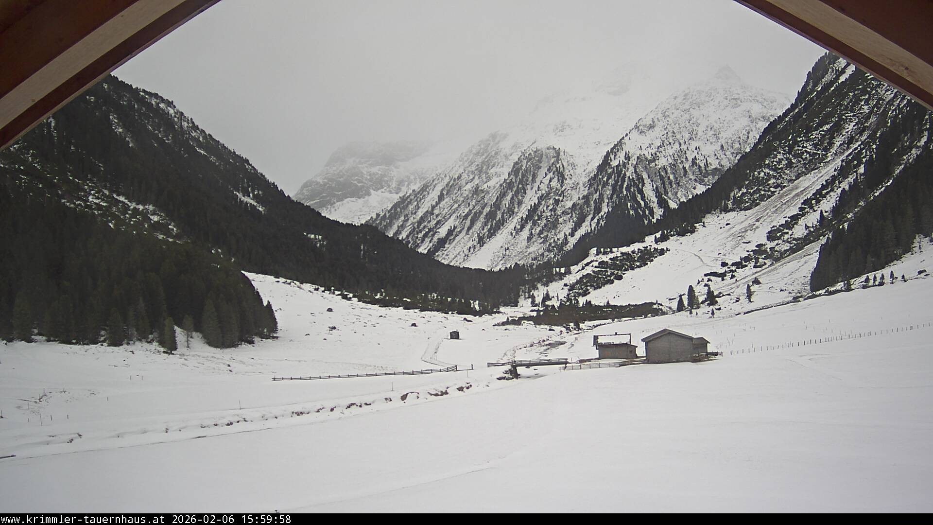Archiv Foto Webcam Krimmler Tauernhaus Süd (1.622 Meter)