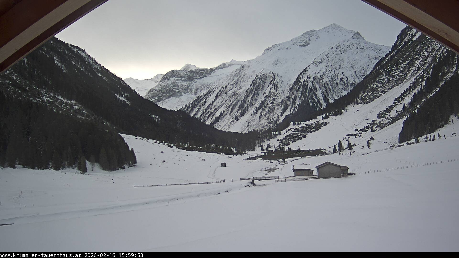 Archiv Foto Webcam Krimmler Tauernhaus Süd (1.622 Meter)