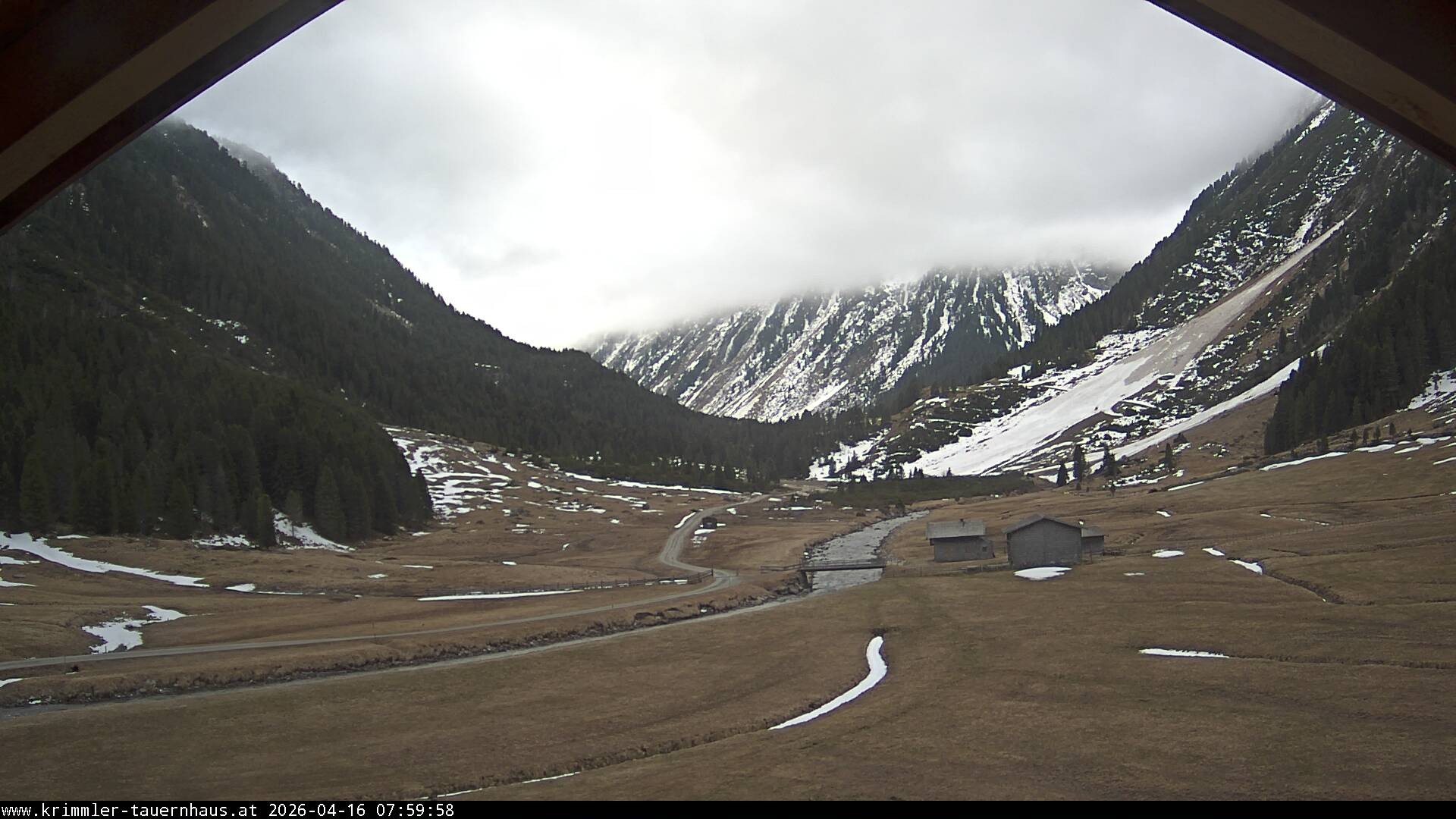 Archiv Foto Webcam Krimmler Tauernhaus Süd (1.622 Meter)