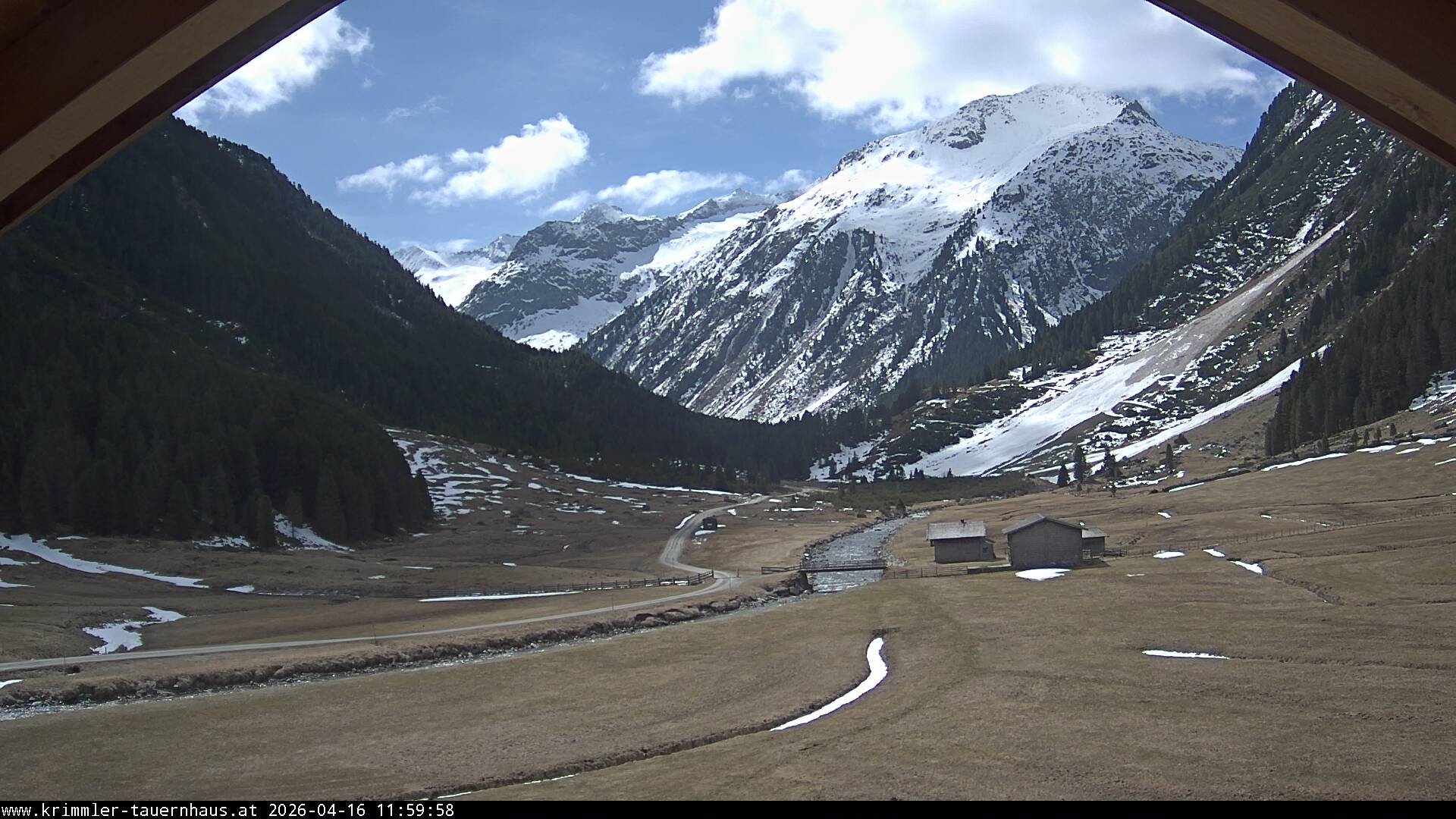 Archiv Foto Webcam Krimmler Tauernhaus Süd (1.622 Meter)
